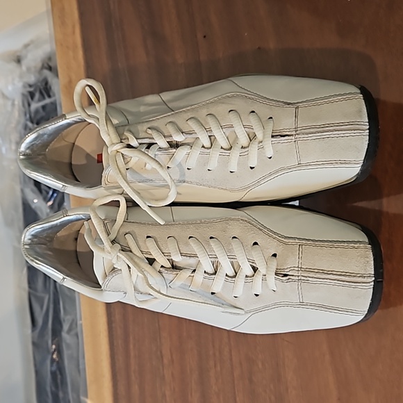 Prada, white leather driving shoes. Worn once, in great condition size 9. - Picture 5 of 7